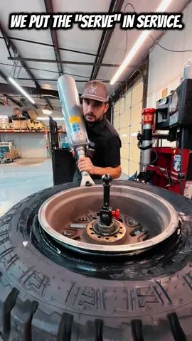 We’re gonna work it cause we’re worth it. #workit #automotive #fridayvibes #mechanic #autoshop 