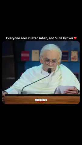 Sunil Grover isn’t just acting here, he becomes Gulzar sahab. That’s when you know the performance has crossed from talent into pure art. 🎭✨ #glamsham #sunilgrover #gulzarsahab #actingmasterclass #beyondperformance   glamsham, sunil grover, gulzar sahab, acting masterclass, beyond performance, artist at work, embodiment of art