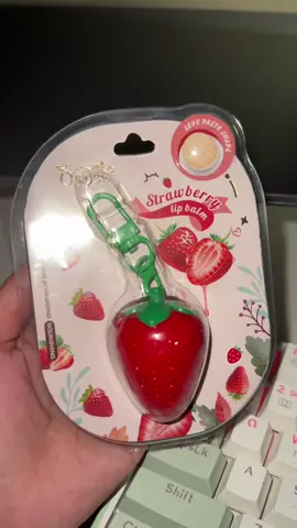 thailand strawberry lip balm, na soafer trending sa 🇹🇭, konti lang to! 190 each 🍓🍓 #strawberrylipbalm #obuse #lipbalm #thailandmade #strawberry 
