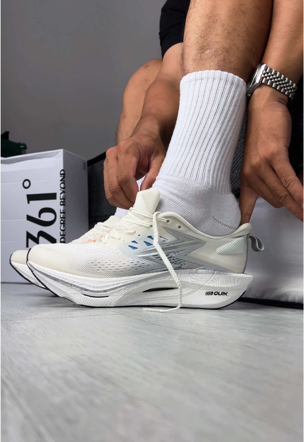 Original Running Shoes 361 degrees  Flame 3.0 ET  @361degrees #runningshoes #shoesformen #marathon #Running #shoes 