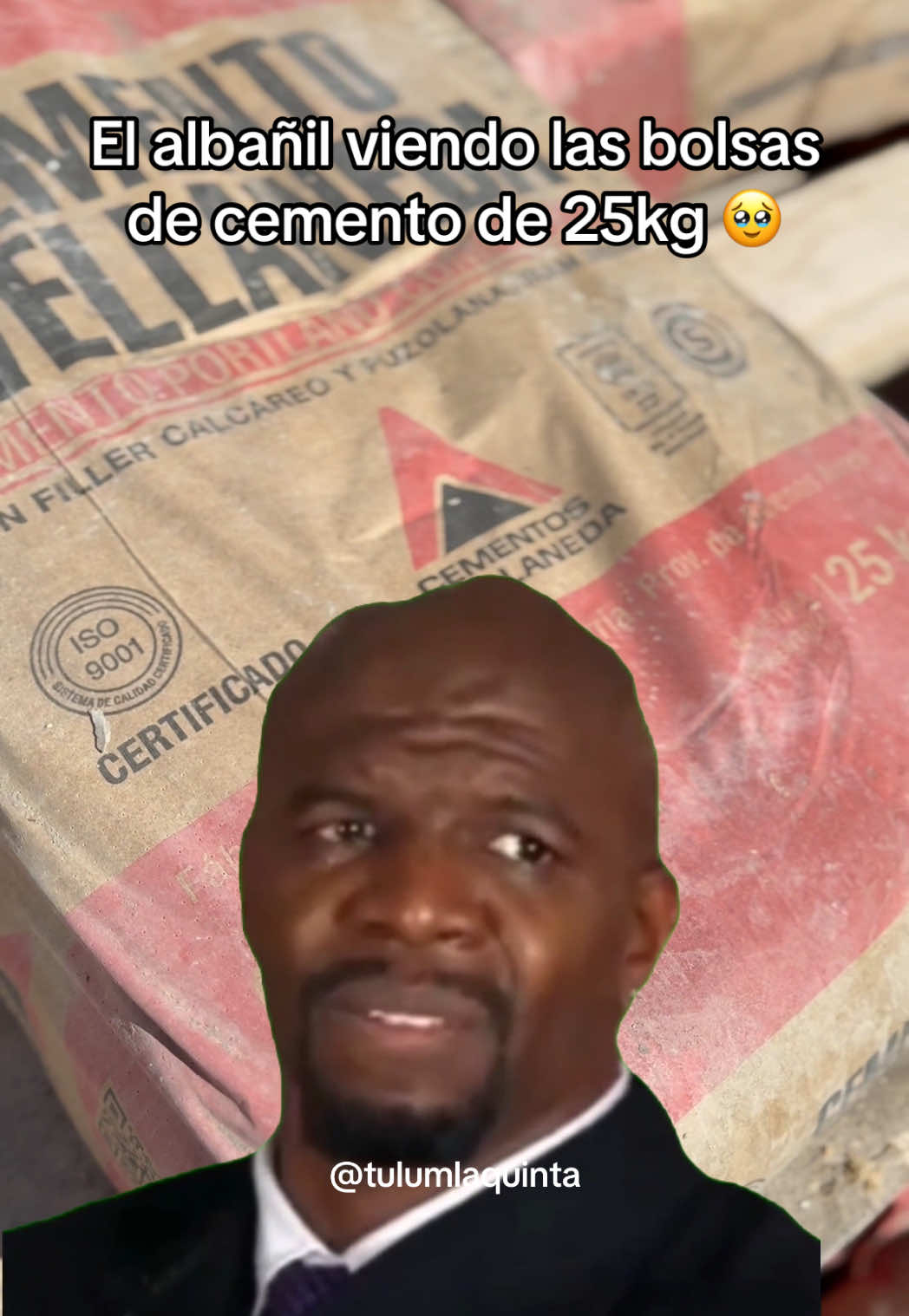 Gracias, de verdad @Cementos Avellaneda Campana 🥹🫶🏻 Las bolsas de 25kg de cemento ya son furor 🥳 #humorconstruccion #humorobra #albañiles #arquitecturaydiseño #maestromayordeobras 