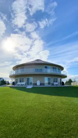 El secreto del agua en las casas que rotan 360°. #ingenieria #tecnologia #descubrir #conocimiento 