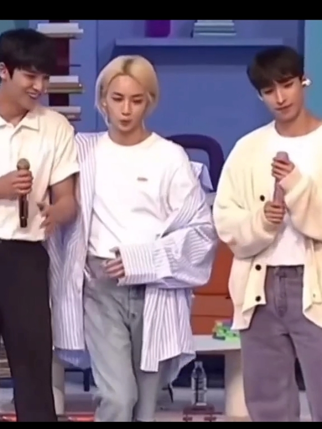 #dkseventeen #mingyuseventeen #jeonghanseventeen #seventeen #kpop #TikTokUni #capcut 