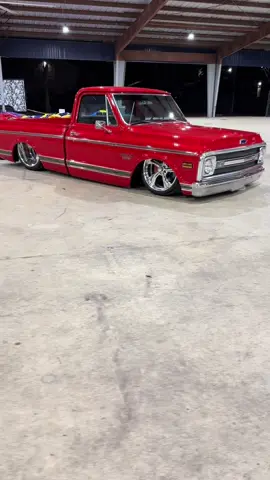 @Ezwireless📲  always pullin up too Hard 😎😎🤘🤘 #c10trucks #billets #obs #airride #bagged 