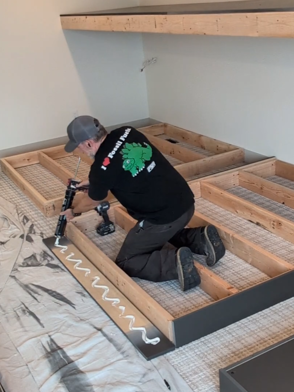 Living the dream.  A little more progress on another bunk room build on Echo Lake. #woodtok #finishcarpentry #DIY 