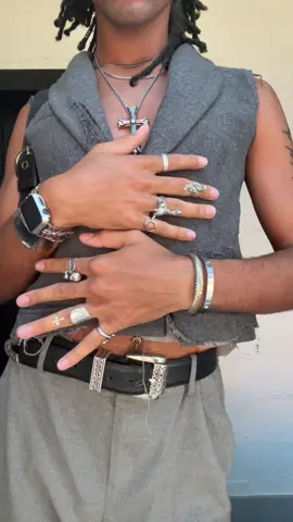 Category is: Groutfit #fitoftheday #hot #silver 