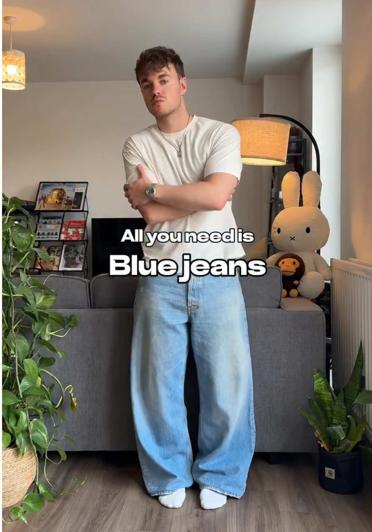 Light blue jeans 👀 #outfitideas #style #fashion #streetwear #denim 