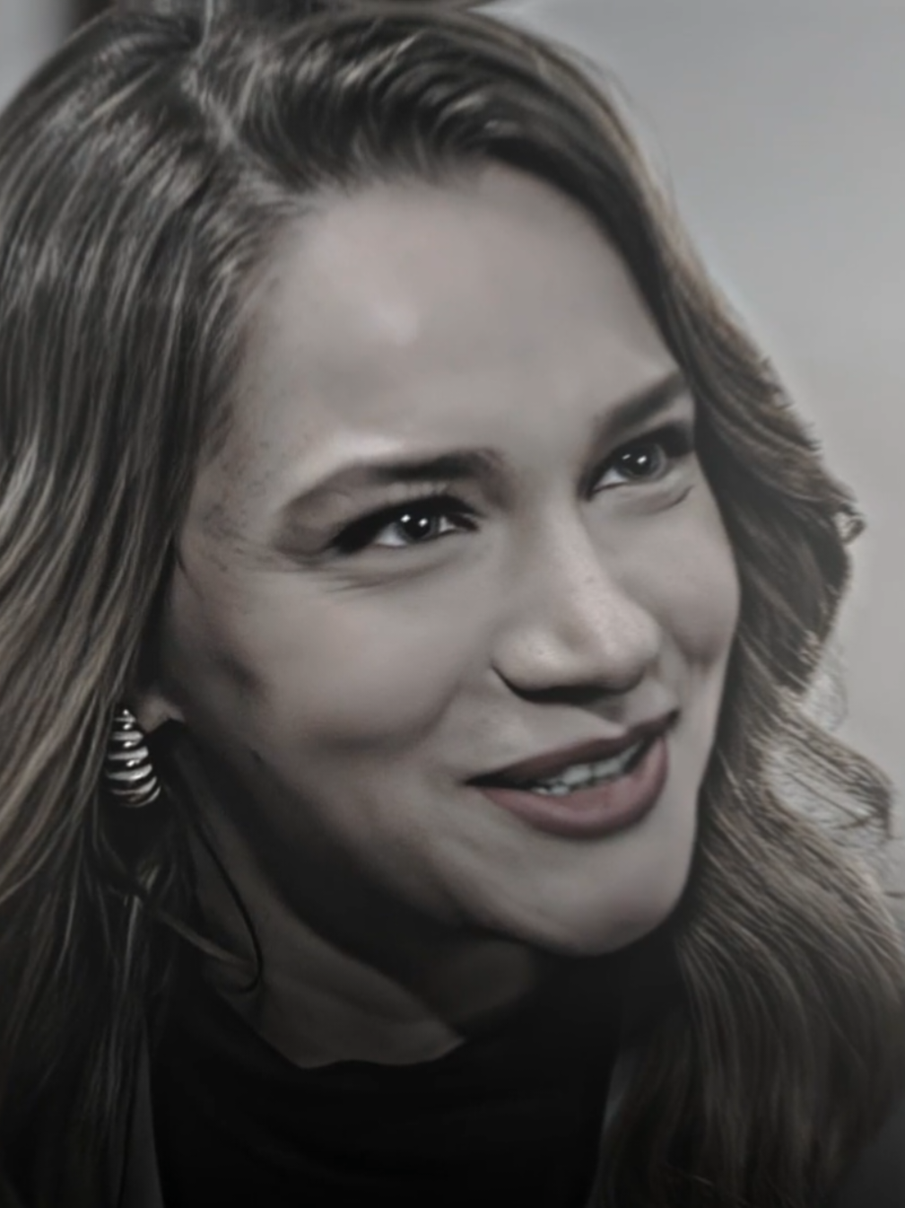 might be stuck in this flop era permanently.. #halzey #hudutsuzsevda #zeynepkarasu #miraydaner #halilibrahim 