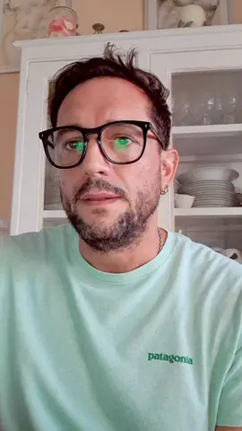 #socialnews #fyp #book #followers➕ #loveyoutiktok 