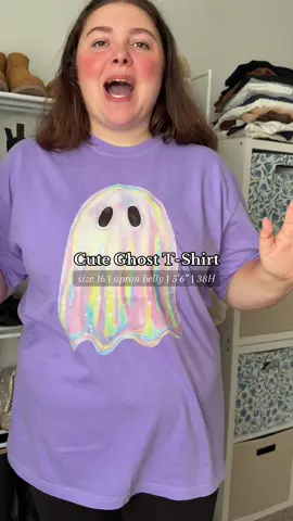 I’m obsessed with this ghost shirt! 🍁👻☕ Perfect with leggings and a cardigan or layered under a denim jacket—soft, flattering, and full of fall fangirl energy! #halloweentee #halloweentshirt #ghosttshirt #spookyseason2025 #TikTokShopCreatorPicks 