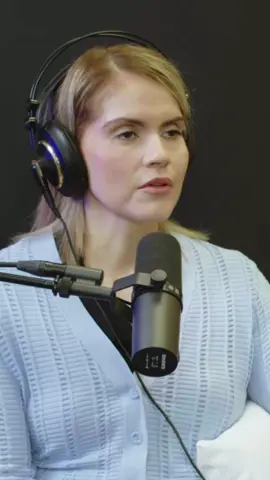 Se siente como un alivio armar algo que a alguien le va a interesar. Hacer un ramo era como una terapia, dejar de pensar y enfocarte en que se vea lindo para la persona. #ramos #terapia #alivio #creatividad #flores