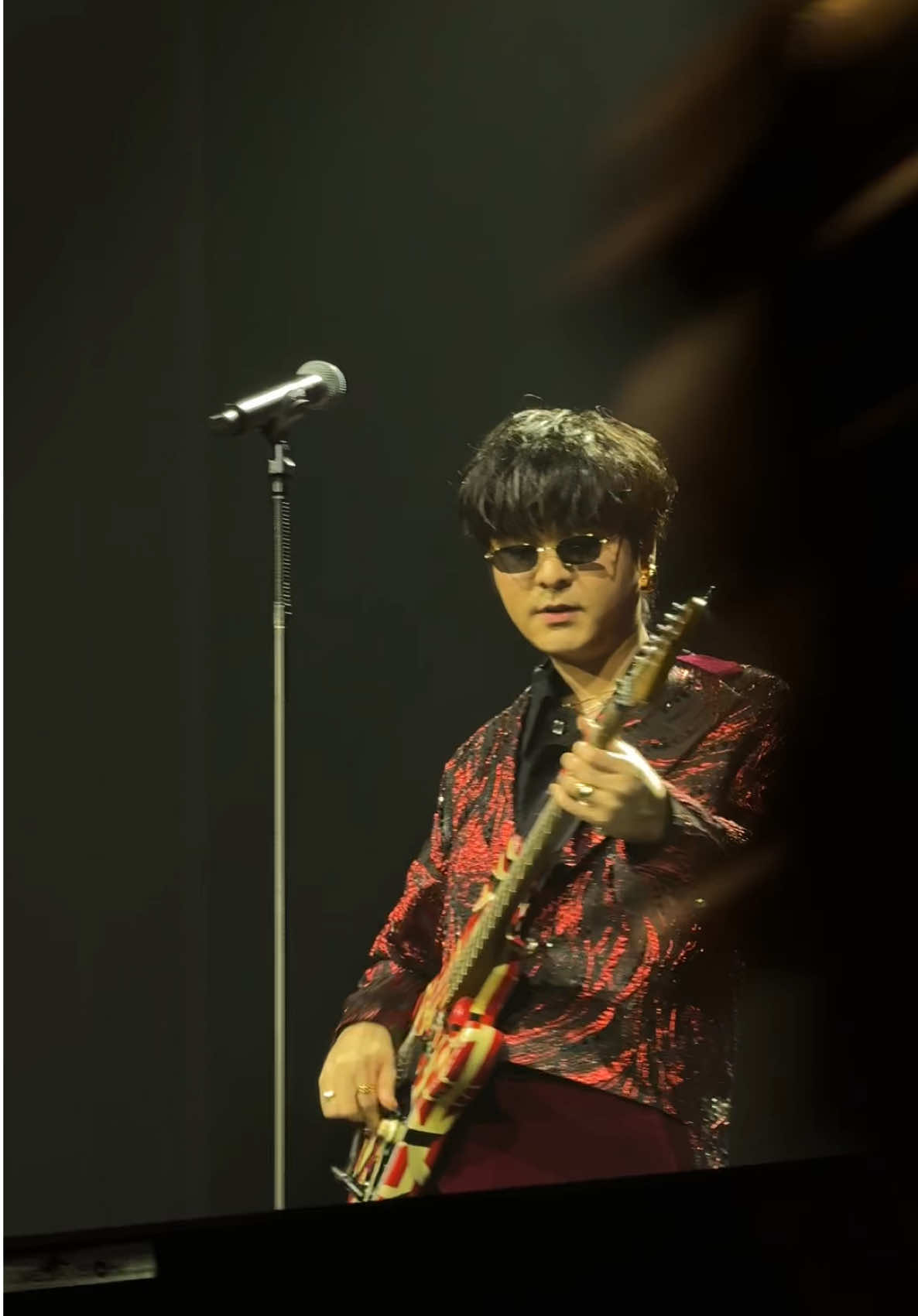 SOLO ดอกไม้ที่รอฝน🌹 “ดอกไม้ที่รอฝน” (spring) - THE TOYS X NONT TANONT  LIVE AT NONT EP.03 สุรุ่ยสุร่าย CONCERT  #THETOYS #NONTTANONT  #ดอกไม้ที่รอฝน  #NONTEP03_DAY1 #NONTEP03_สุรุ่ยสุร่ายCONCERT