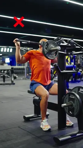 Fix your form ✅ Read captions 👇 Transform your body in 8 weeks with our Ultimate Shred Workout Program! 💪 Plus, get exclusive bonuses to supercharge your results. More details: link in my bio! ⬆️