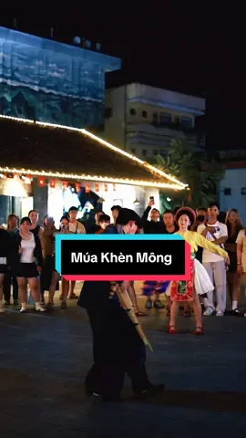 Trên mảnh đất Hà Giang đầy nắng gió, tiếng khèn ngân lên, bước chân uyển chuyển, tà váy xòe bay. Chàng trai, cô gái Mông múa khèn như đang kể câu chuyện tình yêu bằng âm nhạc và vũ điệu#minhtourhagiang #SetupFullLichTrinh #TourTronGoiHaGiang #DuLichHaGiang #KhamPhaHaGiang 