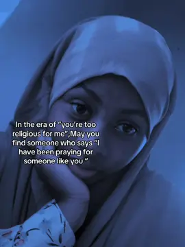 The world claps for sin ,but real dignity is in pleasing Allah .