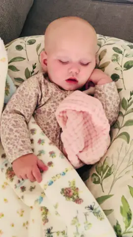 The most relaxed sleeping baby girl! #babygirl #8monthsold #motherhood #sahm #naptime 