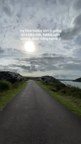 Main character moment✨ #maincharacter #maincharacterenergy #bikeride #gflip #dreamride also thanks @G FLIP for blessing our ears with this album🙏