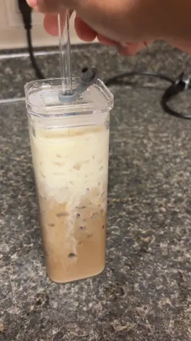 #coffee #coffeebar #icedcoffeeathome #icedcoffee 