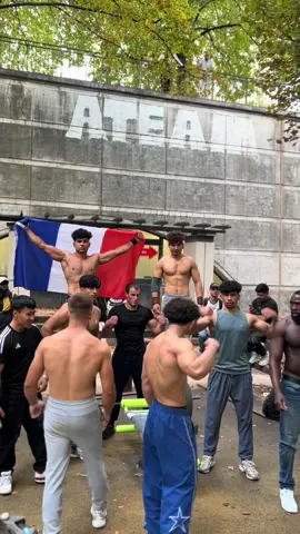🧠🦍. 🇦🇫❤️ 🇫🇷#🦁king_team🦁 #street #france🇫🇷  ##videoviral##motivation