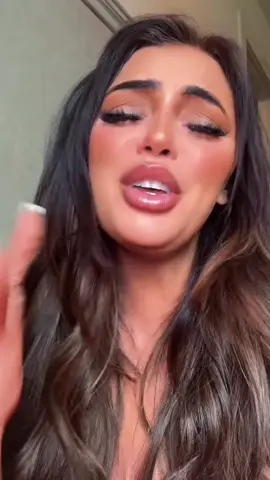 Welcome to my unhinged love life lore, yall. You’re welcome. 