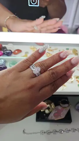 Cutest 3piece cubic zirconia 💍  #tiktokshop #promisering  #weddingring #carribbeantiktok🇬🇾🇦🇬🏳️‍⚧🇧🇪🇧🇸🇨🇩🇹🇹 