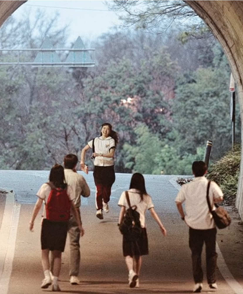 #twentyfivetwentyone | nothing last forever, everything is momentary , they all flow away and that’s not always a bad thing… these words cut deeper than anything else  - scp.bisouwolscenes dt @nia ༯ @୨ৎ  @susuଓ  tags  #twentyfivetwentyoneedit #kdramaedits #fyppp #viraledit  cc & sharpen lib6ratos  2521 edit ; song sailor song by Gigi Perez