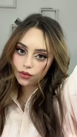Full makeup look with @Nour.beauty.offiicial ‘s products #maquillage #viraltiktok #beauty #annaba #transition 
