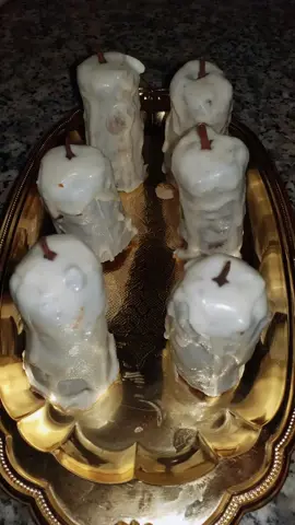 صنع شموع المولد النبوي الشريف 💗💗 #حلويات_تقليدية #tiktok #الشلف #chlef #algeria #chalenge #aesthetic #المولد_النبوي#تحضيرات #مولد_النبوي_الشريف_مبارك #الجزائر 