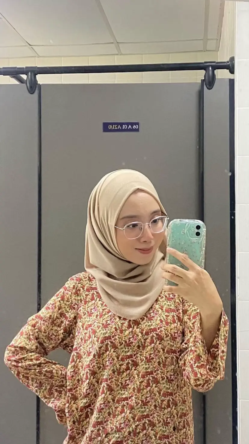 mirror selfie chapters