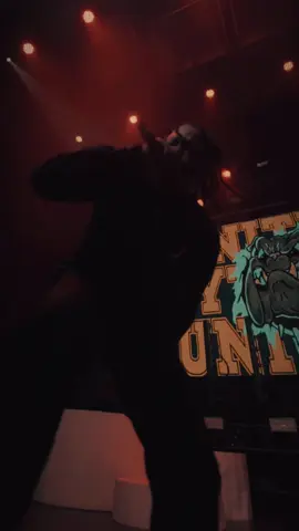 Montclair, NJ was gas last nite. Richmond, VA w/ #Poppy tonight! 🎥: @Bailey, like the liquor.  #unitytx #theyreallaroundustour 