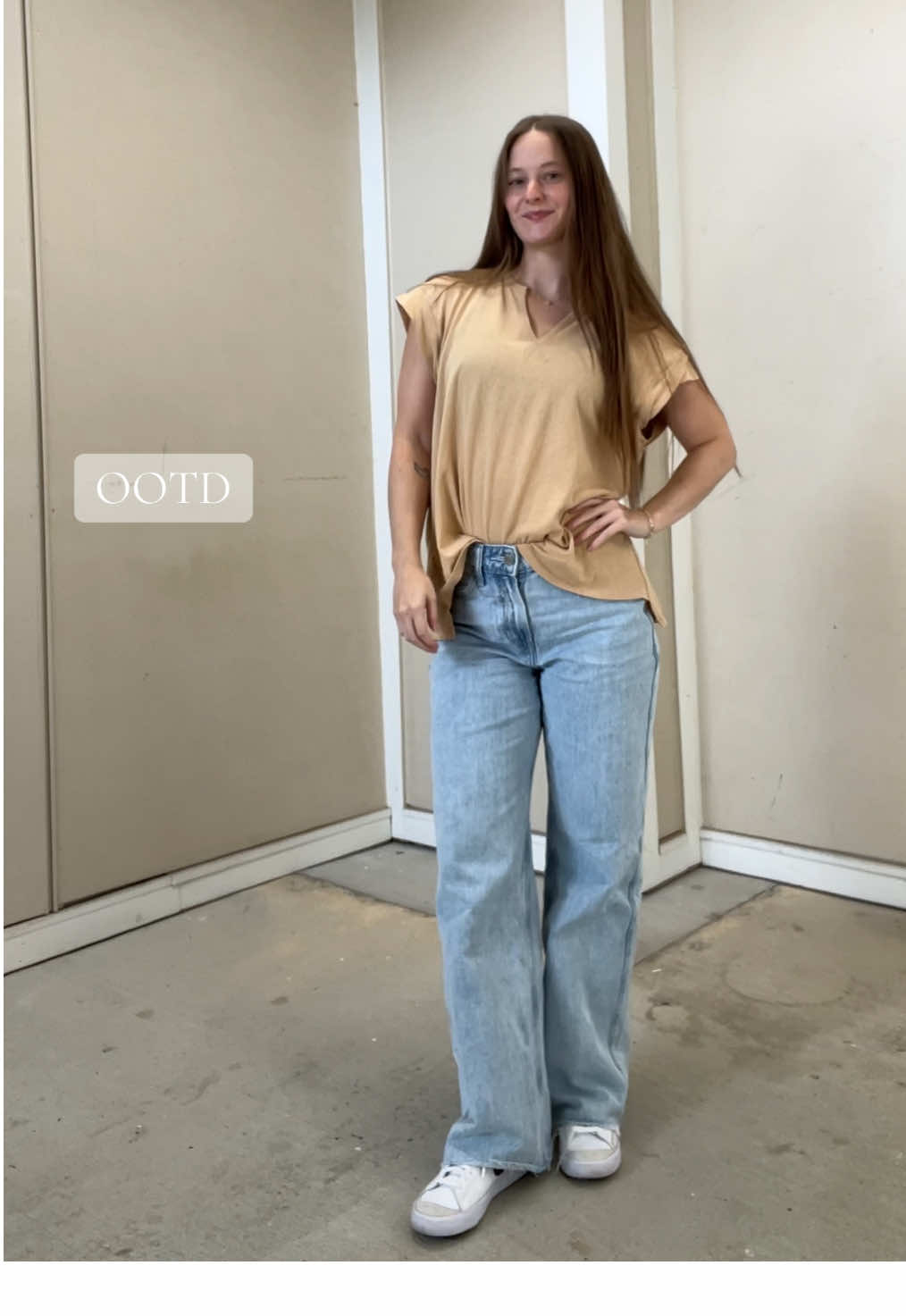 Another Friday fit @hollister @aerie #HollisterPartner #OOTD #ootdinspo #fashiontok #fitcheckfashion 