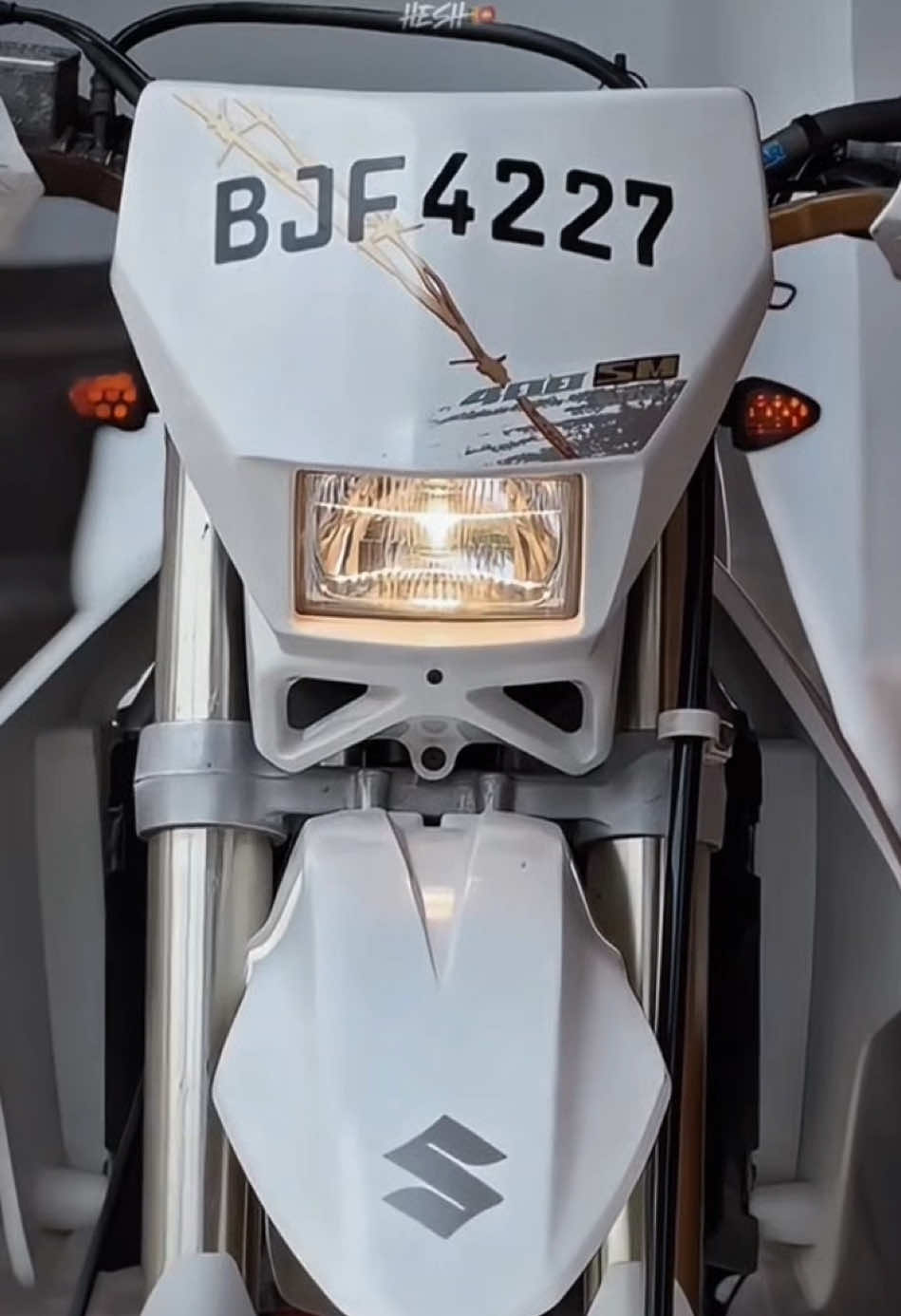 Zzz 🗿❗️ • • • #CapCut #drz400sm #everyonefollowers #trend #golabal #10millionadoptions #goviral #ReShZz 