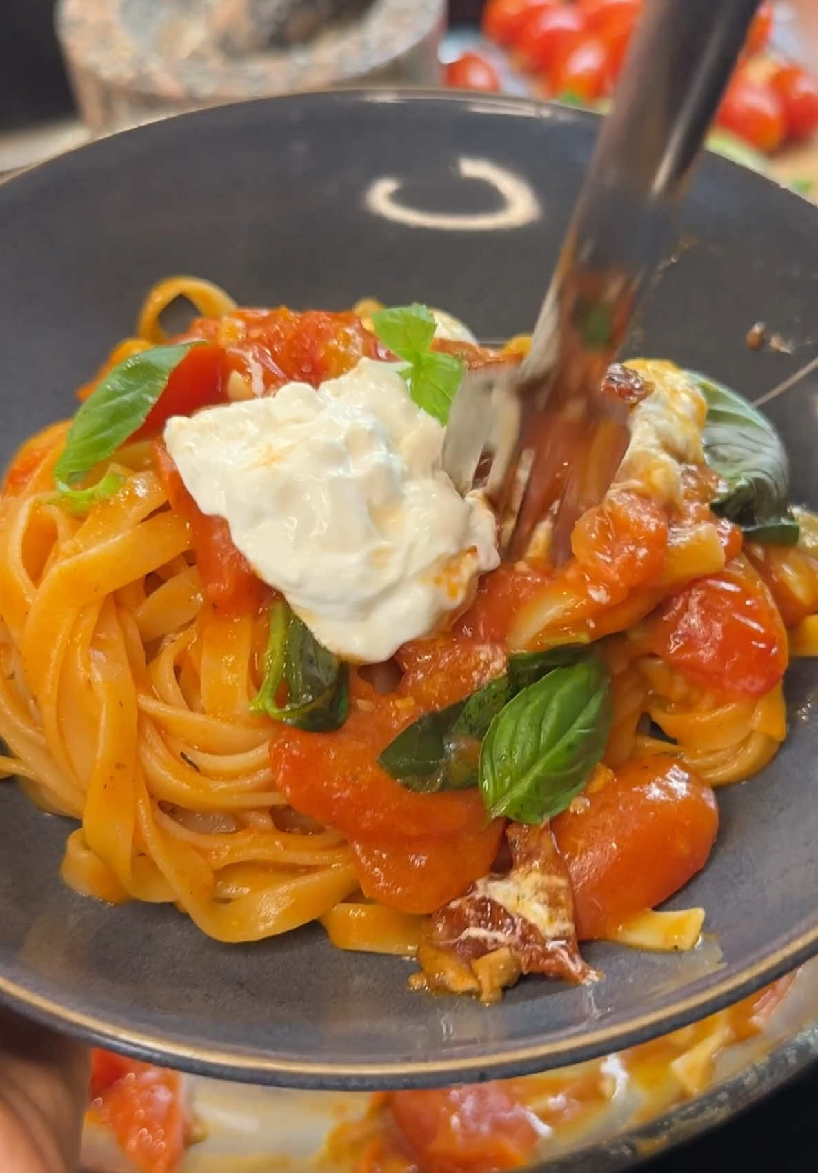 creamy Tomato pasta 🍅🌶️😍🔥 -lecker, einfach & schnell 💨  #EasyRecipe #tagesrezept #asmr #cooking #fyp 