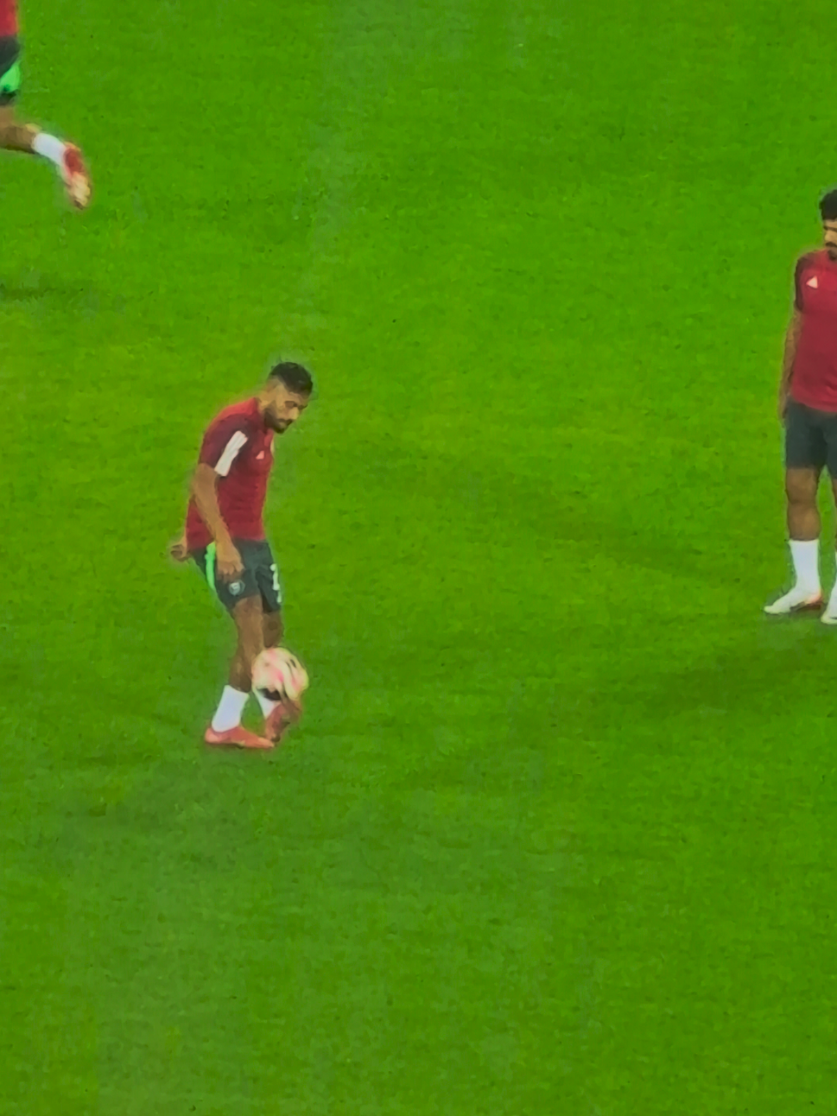 سميه مارادونا ولا بابلو مهم بلايلي وحدو يكفي. #يوسف_بلايلي #بونجاح #بونجاح___وبلايلي #tiziouzou #المنتخب_الجزائري 