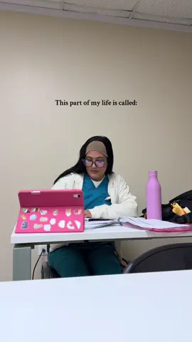 Crisis existencial but we love itttt jajajaajaj😩❤️#nursingschool#enfermeria#edp#edpuniversity