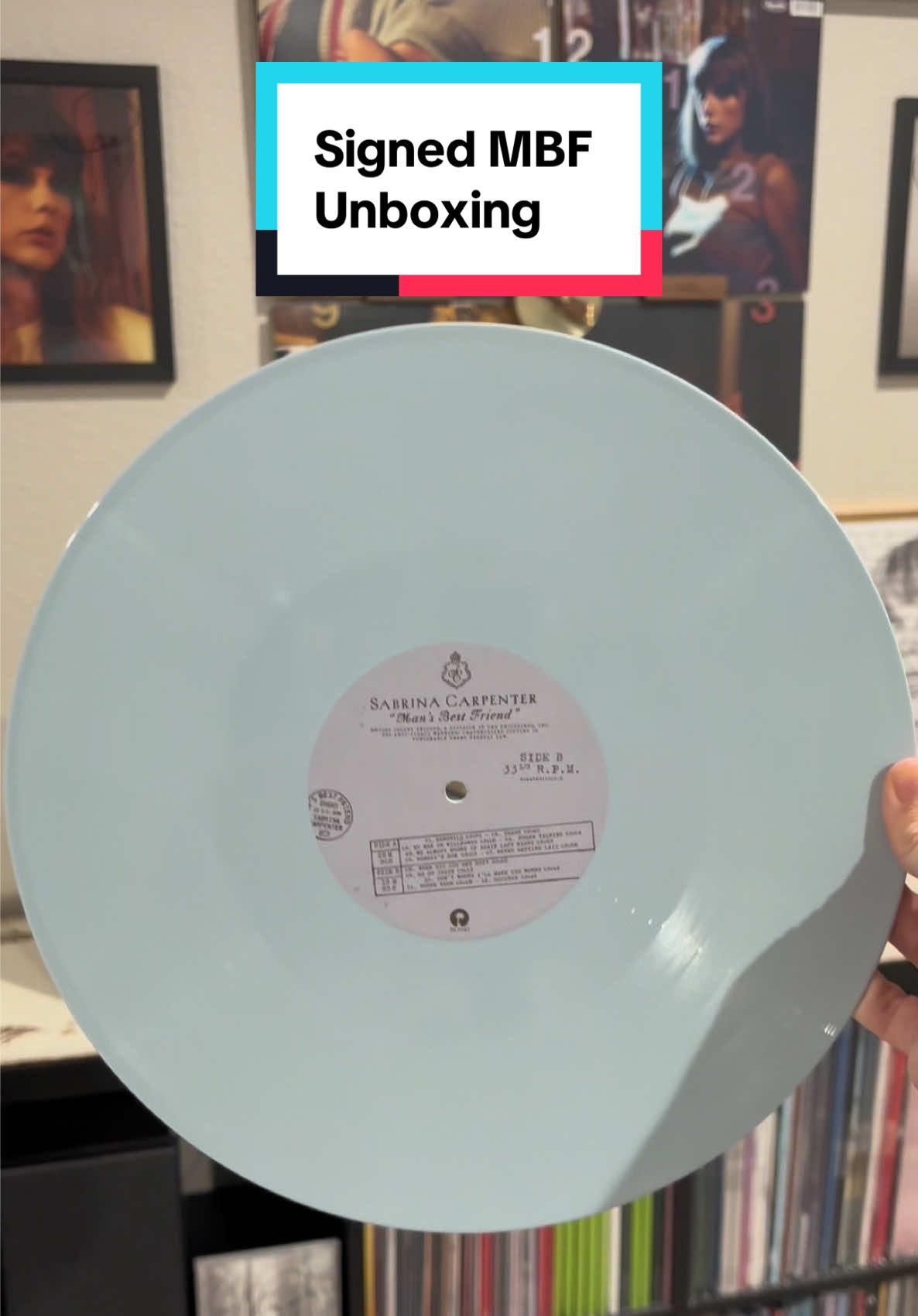 Finally unboxing my signed Man’s best friend! I’m in love with the signature I got and the baby blue vinyl 🩵 @Sabrina Carpenter @Team Sabrina #signedvinyl #sabrinacarpenter #mansbestfriend #mbf #vinylrecords 