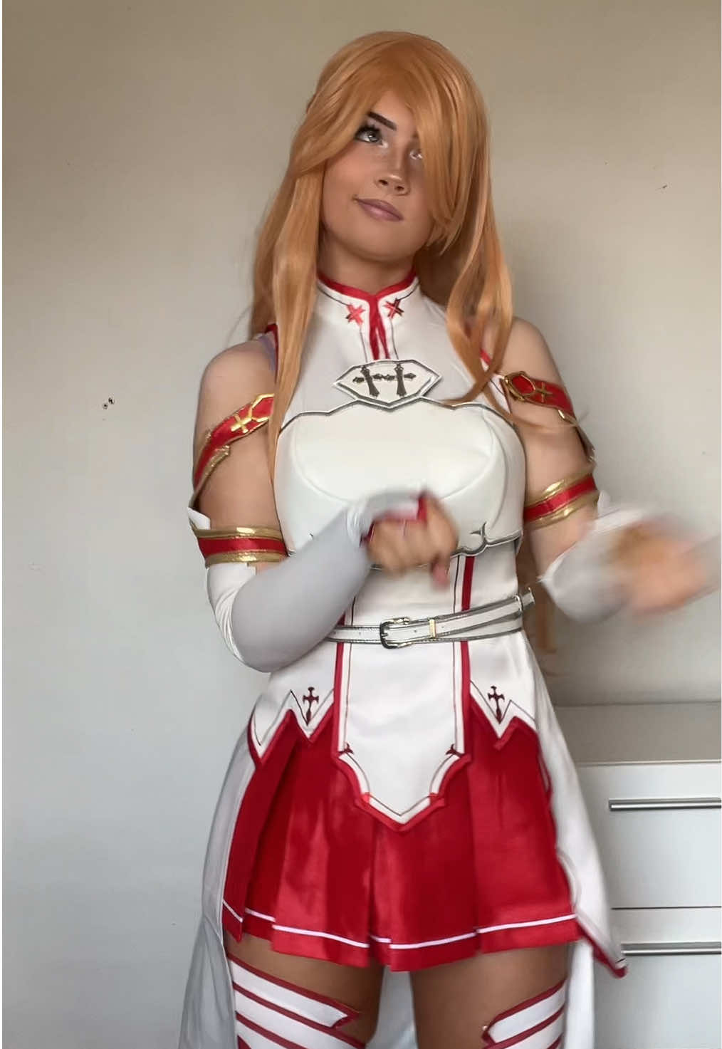 get out my hayy #asuna #swordartonline #sao #cosplay #asunacosplay 