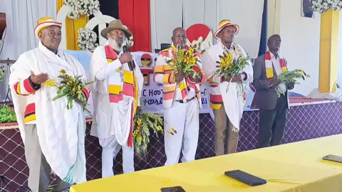 እንኳን አደረሰን ሀሹ ጋኬዲታ #tiktoktrend #NewDawuroMusic #onepackforonechild ##ethiopian_tik_tok🇪🇹🇪🇹🇪🇹🇪🇹 #Together_We_Can 