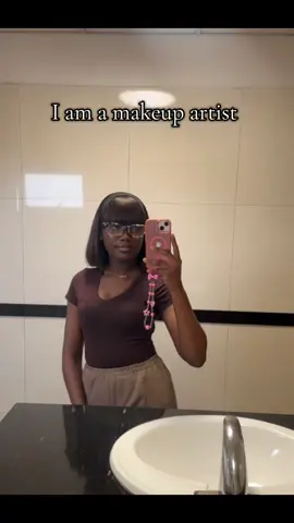 I am available to take your bookings my queens🥰 To book an appointment, kindly send a DM or WhatsApp message to 09082008241. #makeupartistinegbeda #makeupartistinisolo #bookasessionwithme   #bookasession #makeupartistinnigeria #fyp #cleanmakeup #viralsounds #explore 