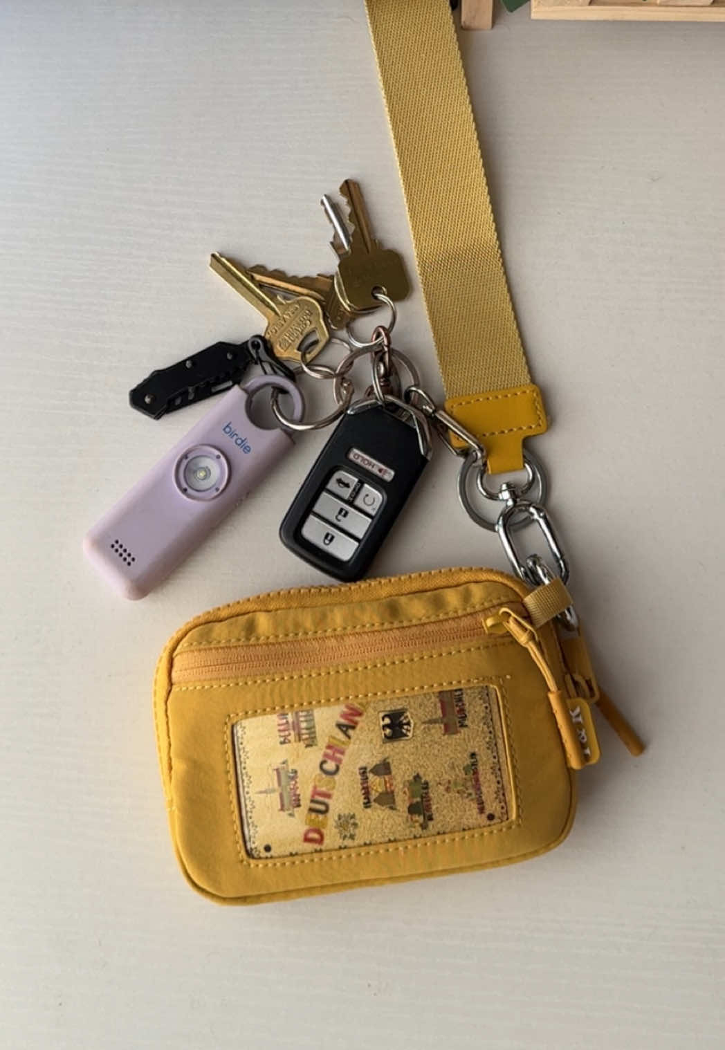 the wallet I’ve been using lately ✨ #tiktokshop #tiktokmademebuyit #chapstick #wallet #purses 