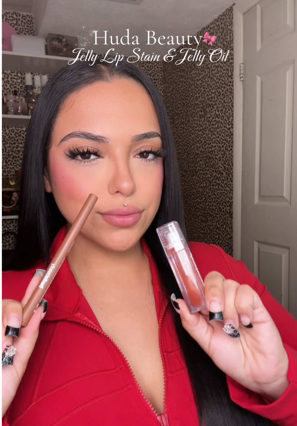 ✨Shade Toasty Brown Lip Stain  ✨Juicy Peach Jelly Oil @Huda Beauty @hudabeautyshop  #sephora #hudabeauty #hudabeautylipstain #lipstain #lipcombo 