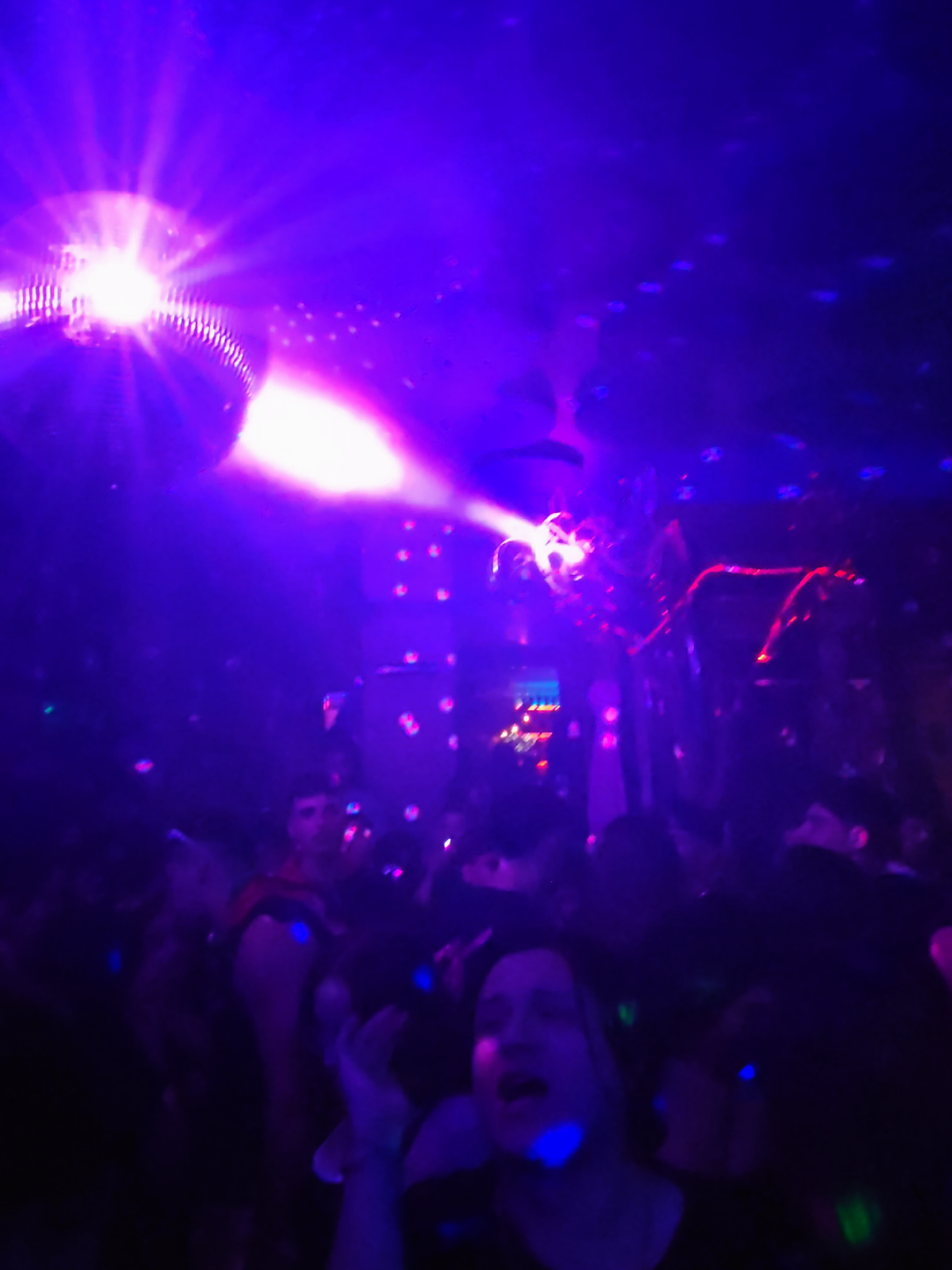 Para fingir salidas 🥃  #parafingir  #fingir  #discoteca  #fiesta  #estadosparawhatsapp 