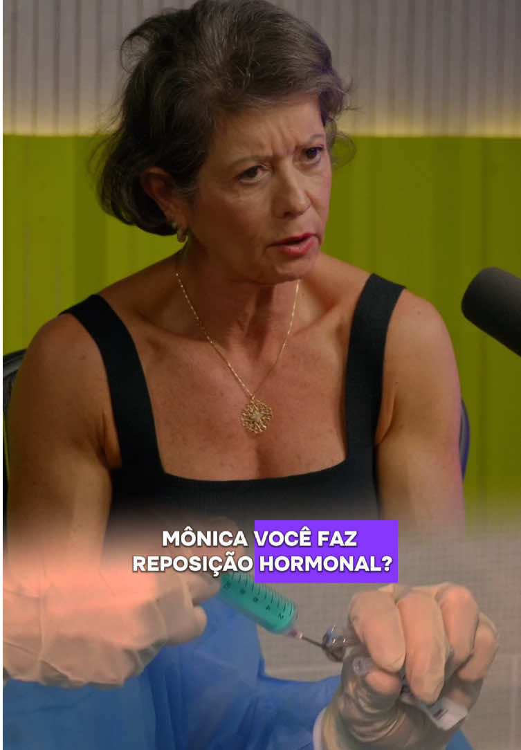 “ELA FAZ REPOSIÇÃO HORMONAL?”  Essa é a perguntar que eu mais recebo aqui. A saúde não muda por acaso, ela muda quando as escolhas e os cuidados passam a fazer sentido de verdade. Foi o que aconteceu com essa senhora: por anos, acreditava que estava fazendo o suficiente, mas a reposição hormonal que seguia era quase nada, não trazia os resultados que seu corpo realmente precisava. Ao procurar acompanhamento adequado, a nutricionista avaliou sua rotina, entendeu seus sintomas e prescreveu uma nova dosagem de reposição hormonal — dessa vez, ajustada de forma correta e estratégica. Em poucas semanas, os sinais começaram a mudar: mais disposição, sono melhor, equilíbrio no humor e até resultados mais visíveis nos treinos e na saúde geral. Esse é um exemplo de que não basta apenas “fazer algo”, é preciso fazer do jeito certo e com orientação profissional. Pequenos ajustes podem gerar grandes transformações quando há cuidado, constância e acompanhamento sério. #reposicaohormonal #menopausa #hormonios #reposiçãohormonal 