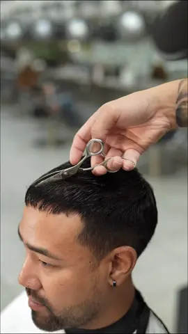 Burst fade 🔥 short texture up top. Styled w/ @Bumble and bumble. @bumbleandbumblero — volume + control, clean finish 💈✨ #BurstFade #MensHair #TextureCut #BumbleAndBumble #VegasBarber 