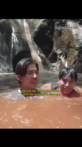 Pond every time enjoys when phuwin lift him 😍❤ #PondPhuwin #ปอนด์ภูวินทร์  #ppnaravit #phuwintang 