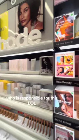 #explorepage #explore #rhodeskin #rarebeauty #greenscreen 