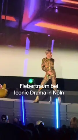 Nathalie mit Hulahoop-Reifen- ein Traum wird wahr. #iconicdrama #samdylan #cosimo #nathaliegaus 