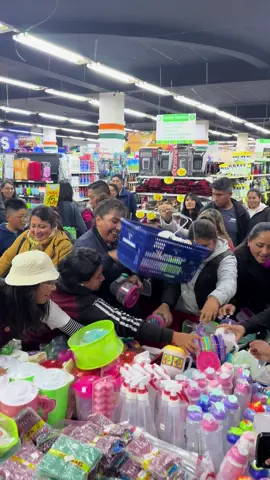 #MasBaratoImposible  Te esperamos hasta las 8 de la noche !! Apuraaaaa porque todo vuelaaaaa🥳🤣🛒 #SupermercadoFidalgaLaPaz