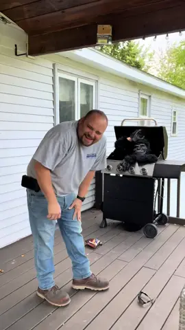 Had to get in one last scare before our Holiday fun starts... Costume is from @HalloweenCostumes.com  #couplescomedy #husbandsreaction #scareprank #halloween #jumpscare 