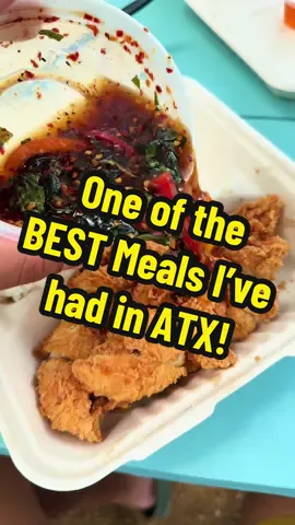⭐️/🔟 My first GOLDEN STAR, for food that deserves more than a 10/10. This Thai fried chicken food truck has one of the BEST meals you’ll eat in Austin. I loved evetything they had, from the chicken to sauce and even the Thai tea was one of the best I’ve had. The owner is so incredibly kind and generous, he truly loves what he does and you can tell. #kaizabb #austinfood #atxfood #atxfoodie #feedusaustin 